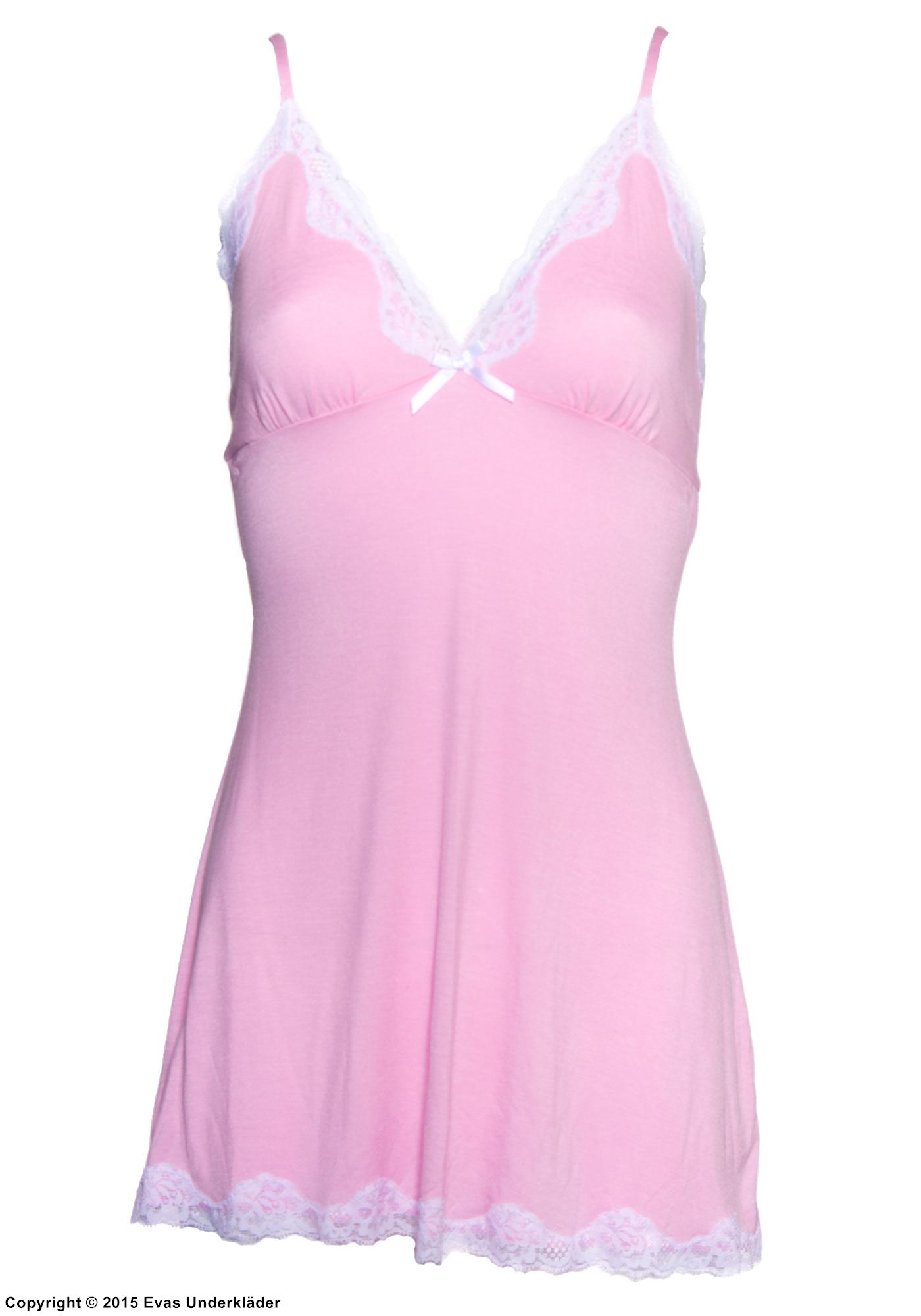 Cute chemise with lace borders